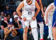 爱游戏电脑版-穆雷新星比赛规则变更表现突出，雄鹿前途光明！